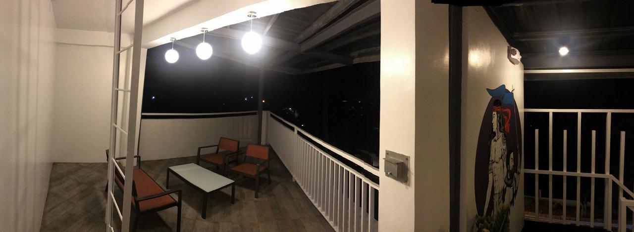 1521 Hostel Мактан Экстерьер фото